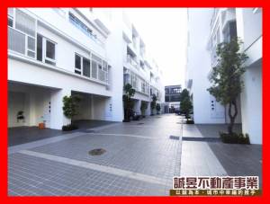 誠昱/仁德全新完工透天雙.